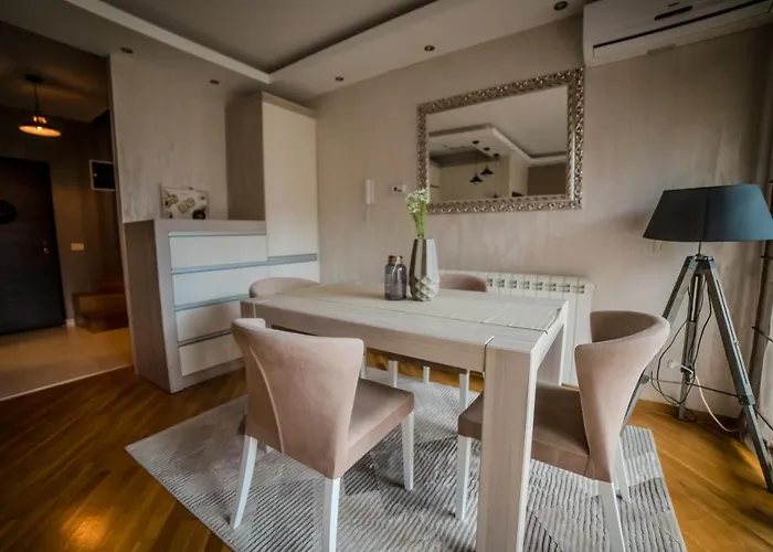 Zvezdana Prasina アパート