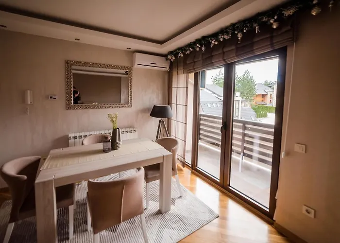 Zvezdana Prasina アパート